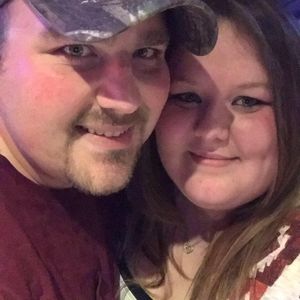 Meet your Posher, Levi